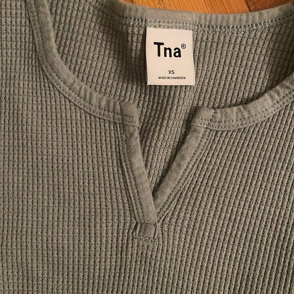TNA BUNDLE of 2 TNA tops - Picture 2 of 4